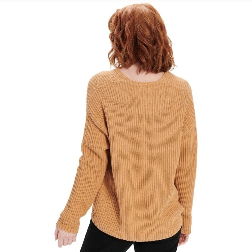 UGG Waffle Knit Sweater – Cozy Neutral Essential XL - Picture 6 of 12